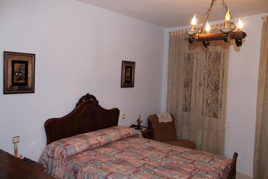 Casa De La Virginia Villa Valdealgorfa Cameră foto